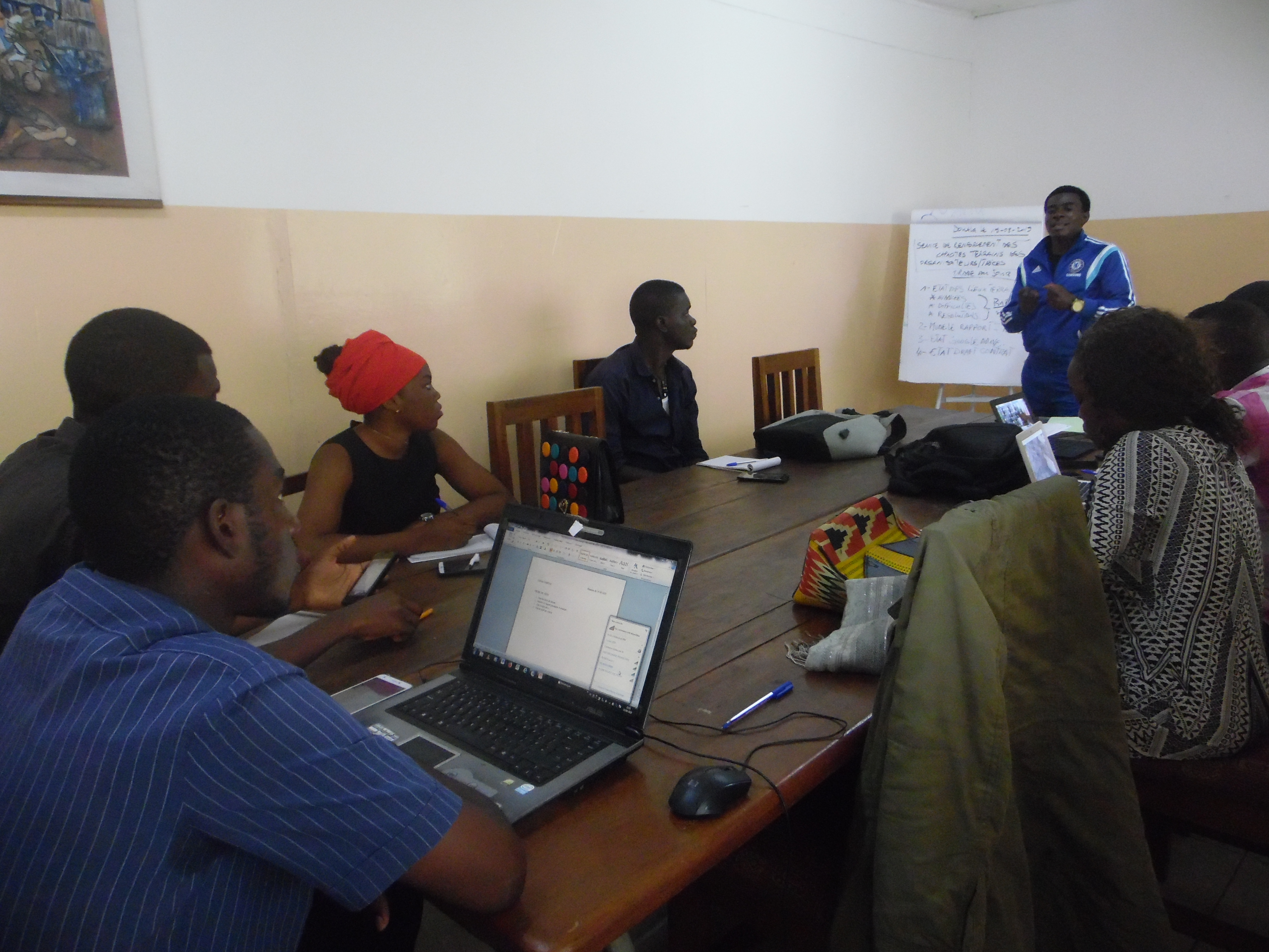 PROJET AQP : MISE EN PLACE DE CINQ COMITES DE QUARTIER  EN COURS