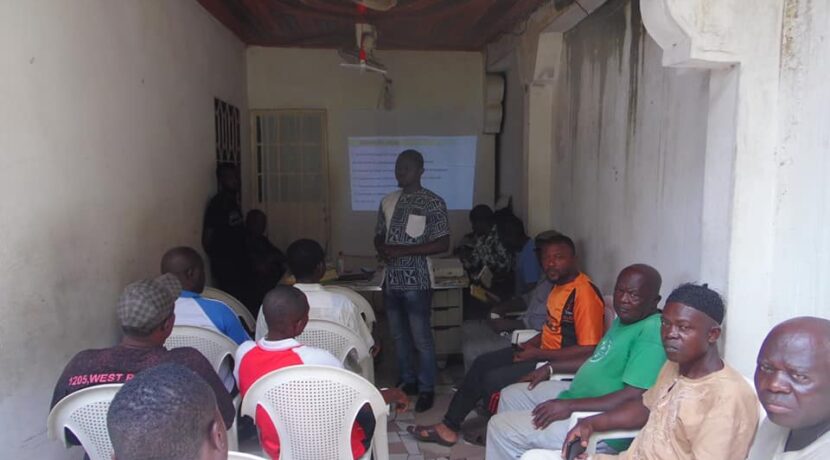 LE DEVELOPPEMENT PARTICIPATIF EN ACTION DANS LES QUARTIERS POPULAIRES