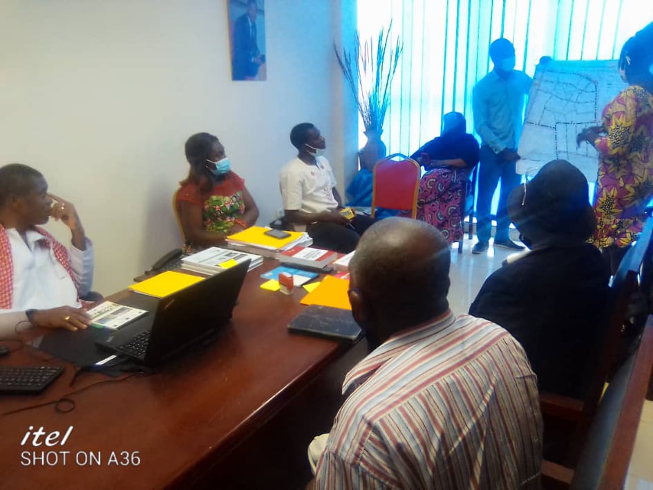 PROJET AQP : LE 6EME ADJOINT AU MAIRE DE DOUALA 5EME PROMET DE SOUTENIR LES PROJETS D’AMELIORATION DU QUARTIER BEPANDA YONYONG