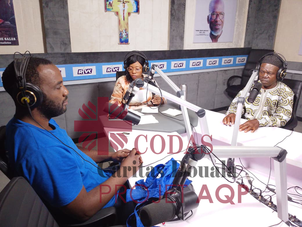 QUARTIERS POPULAIRES : ORDURES MENAGERES ET INONDATIONS URBAINES ; QUELS LIENS ? 