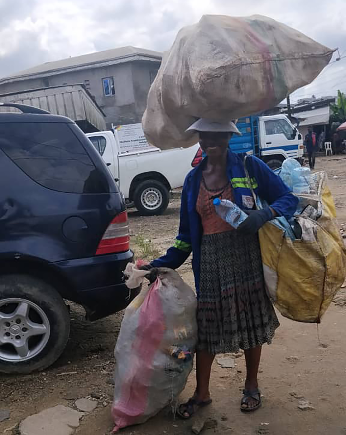 Gagner de l’argent avec des déchets à Douala : Mythe ou réalité ?